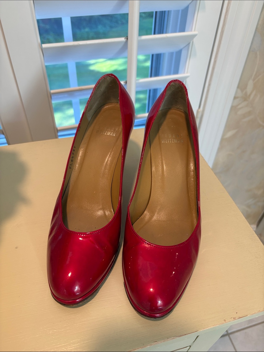 Stuart Weitzman Red Patent Leather Round-Toe Pumps